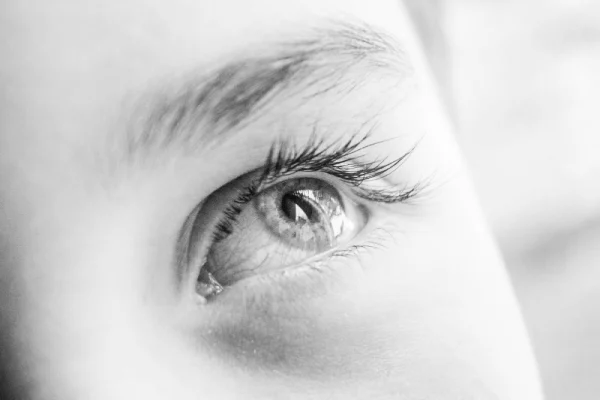Mirada cansada: causas, tratamientos y soluciones 4 Causas de una mirada cansada